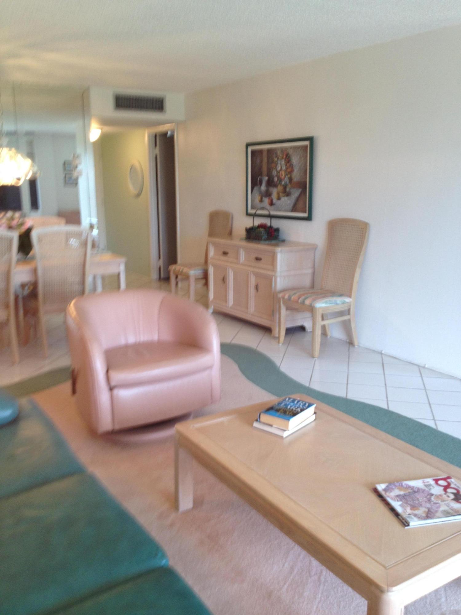 250 Northwest 67th Street, Unit PHW Boca Raton, FL 33487 - Photo 17 of 38 IMG_2504