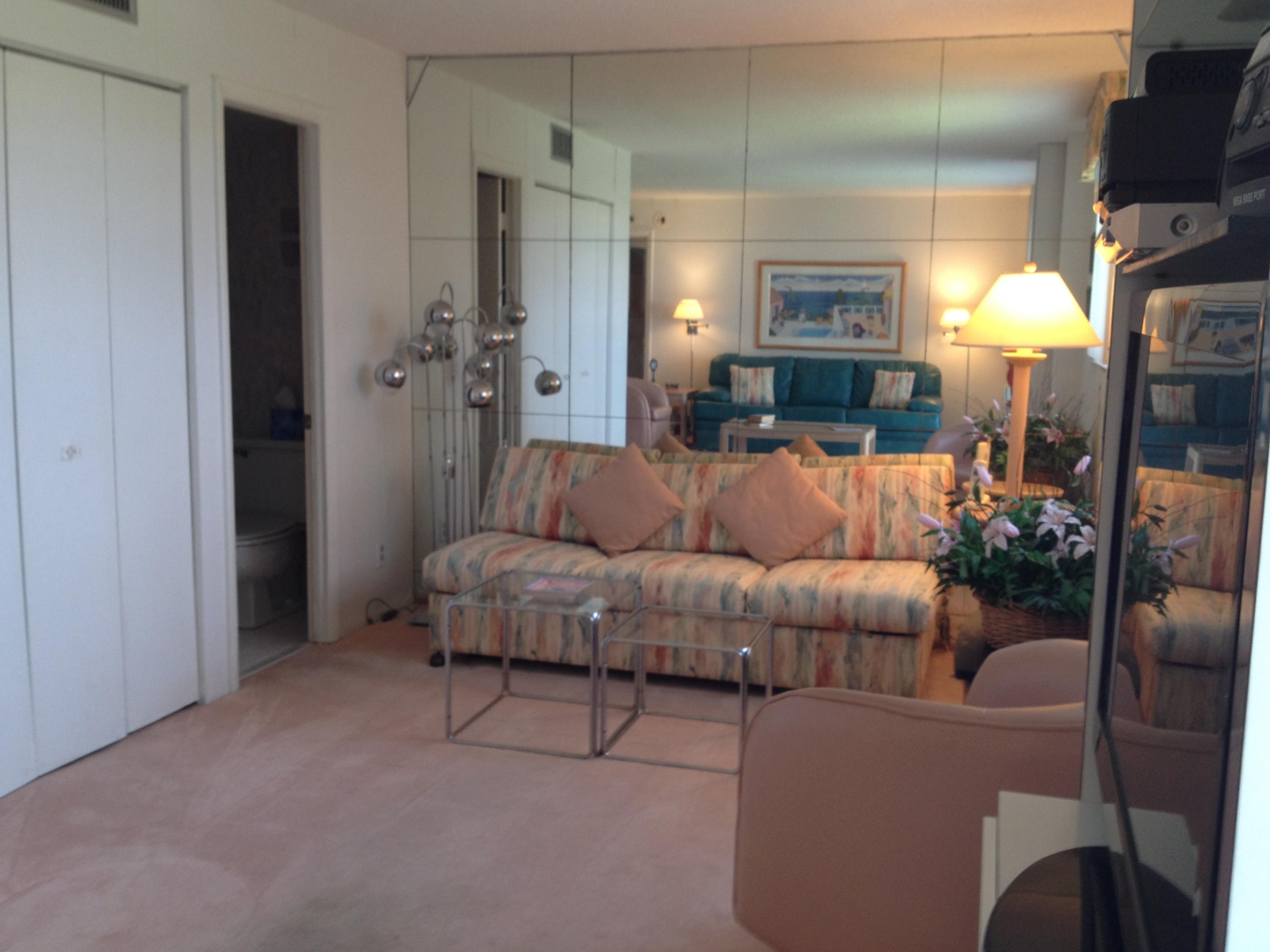 250 Northwest 67th Street, Unit PHW Boca Raton, FL 33487 - Photo 18 of 38 IMG_2503 (3)