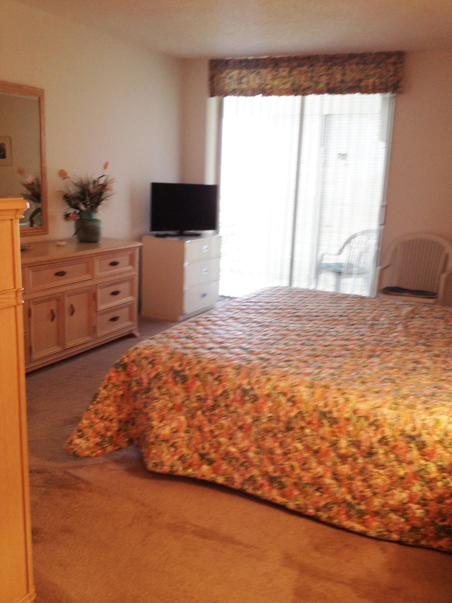 250 Northwest 67th Street, Unit PHW Boca Raton, FL 33487 - Photo 22 of 38 IMG_2479 (2)