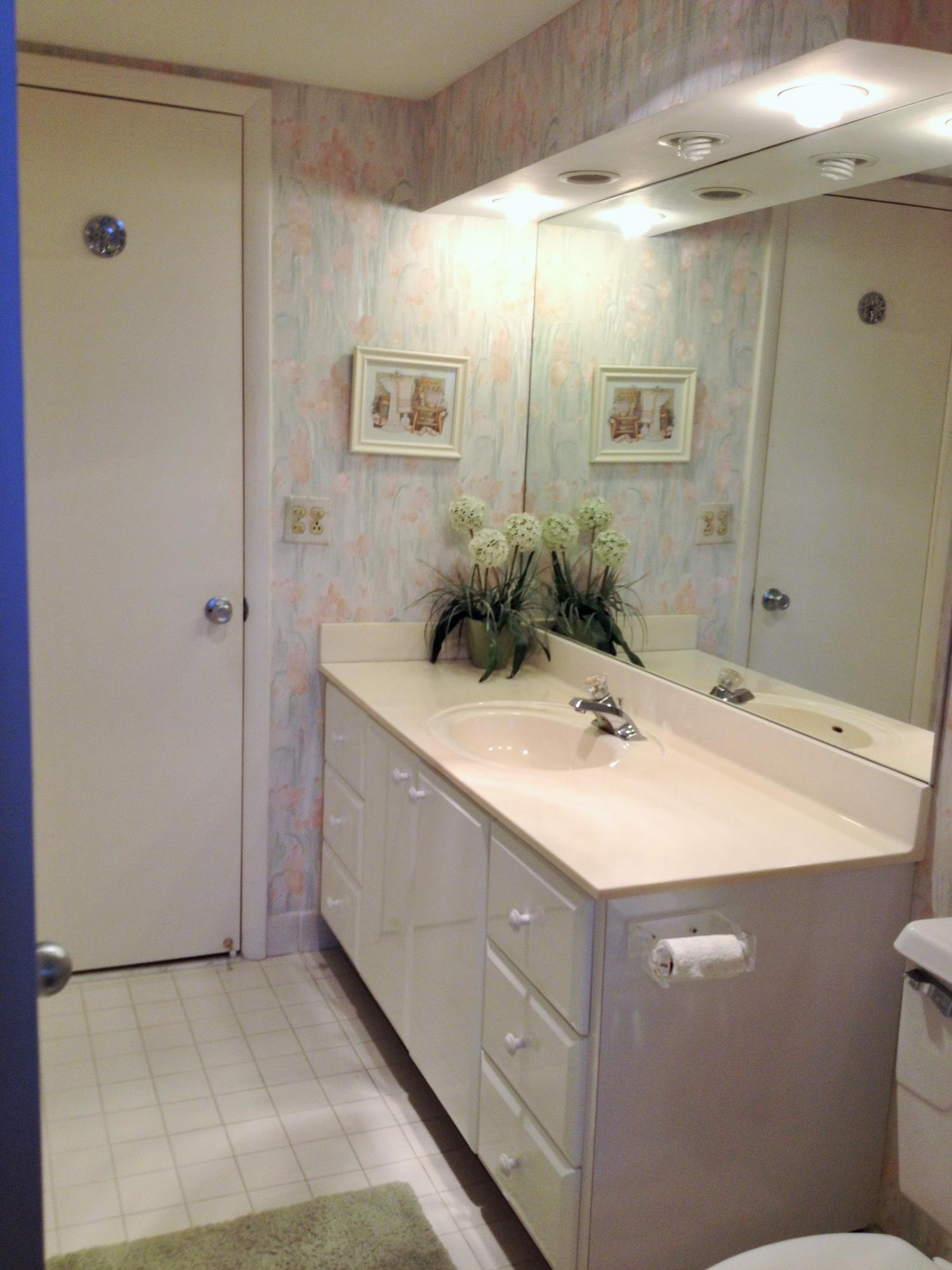 250 Northwest 67th Street, Unit PHW Boca Raton, FL 33487 - Photo 30 of 38 IMG_2475 (2)