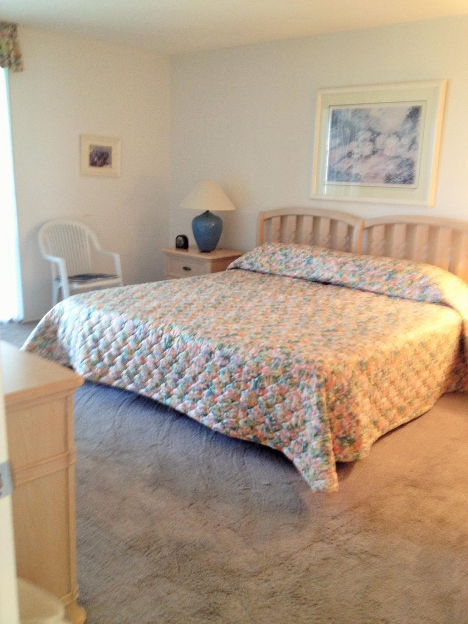 250 Northwest 67th Street, Unit PHW Boca Raton, FL 33487 - Photo 5 of 38 IMG_2478 (2)
