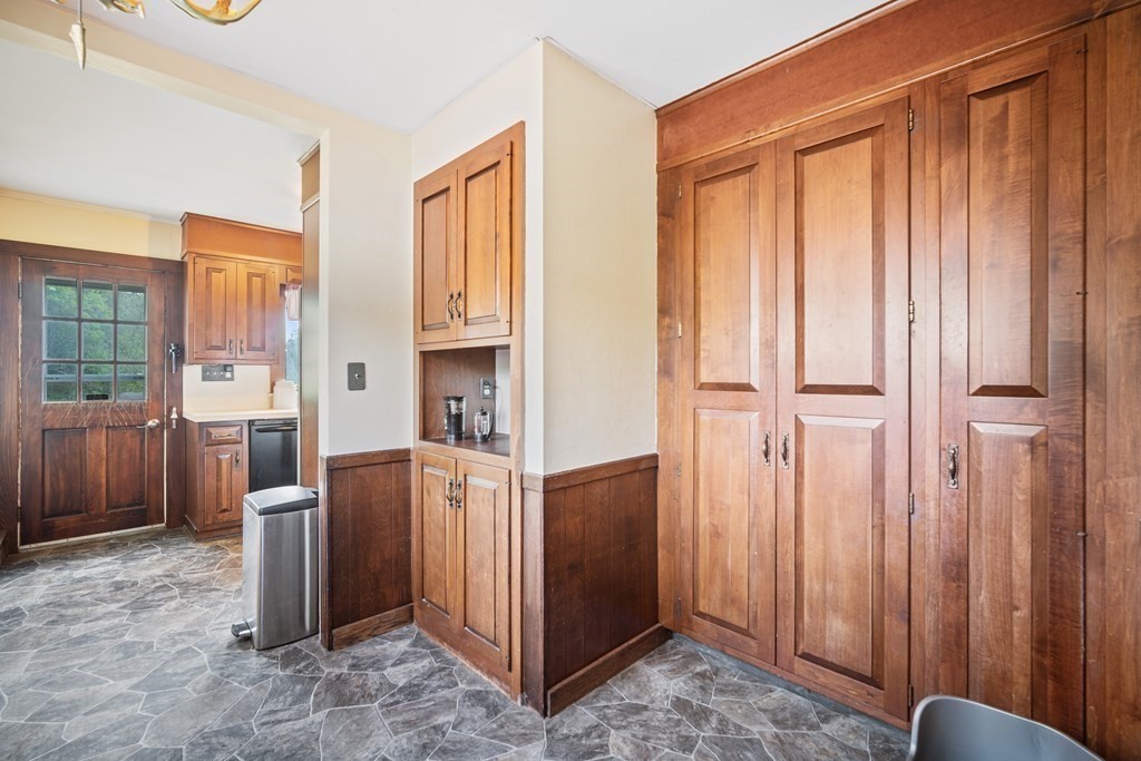 182 Parmenter Road Bernardston, MA 01337 - Photo 6 of 29 Gallery Image 6