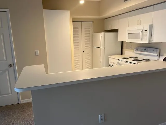 $1,850 | 1590 South 42ND Circle, Unit 310, Vero Beach, FL 32967