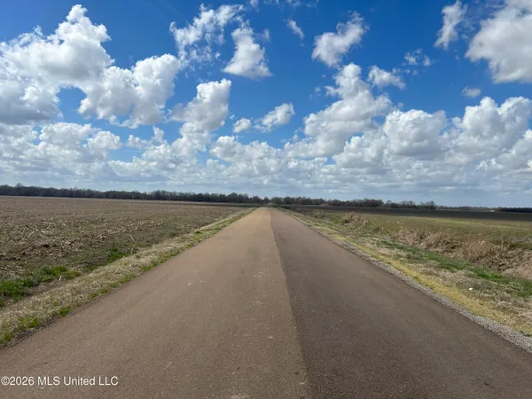 $1,760,000 | Airport Road, Marks, MS 38646