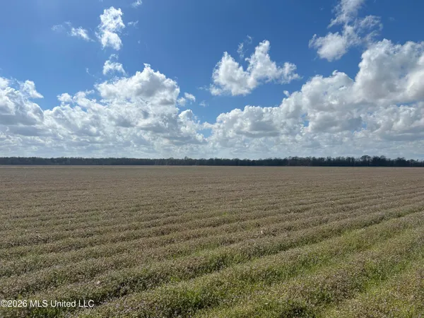 $1,760,000 | Airport Road, Marks, MS 38646