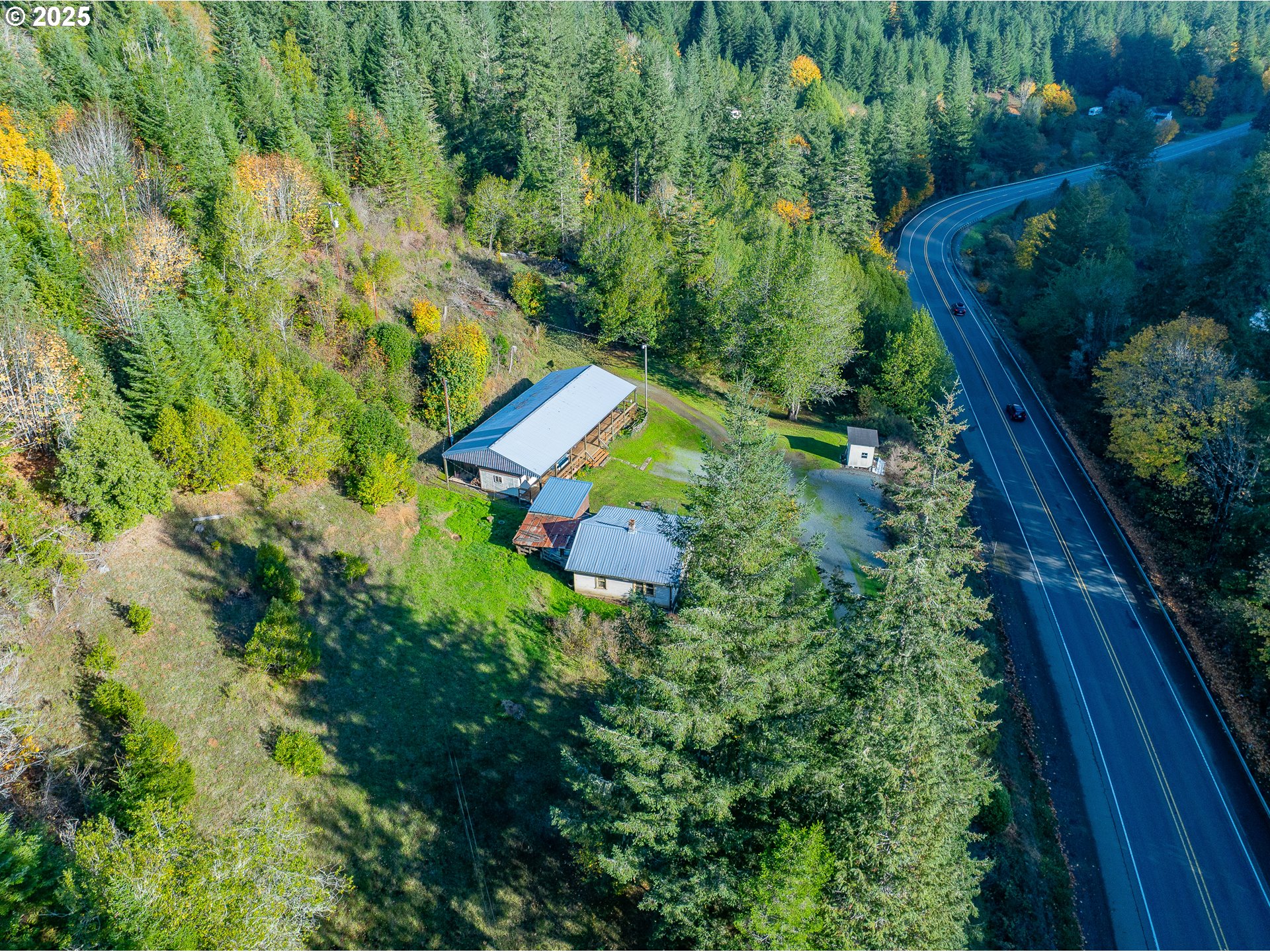 15779 Highway 42 Myrtle Point, OR 97458 - Photo 28 of 33 a view of a garden