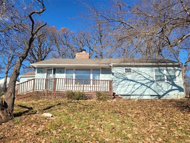 $175,000 | 700 Allcutt Avenue, Bonner Springs, KS 66012