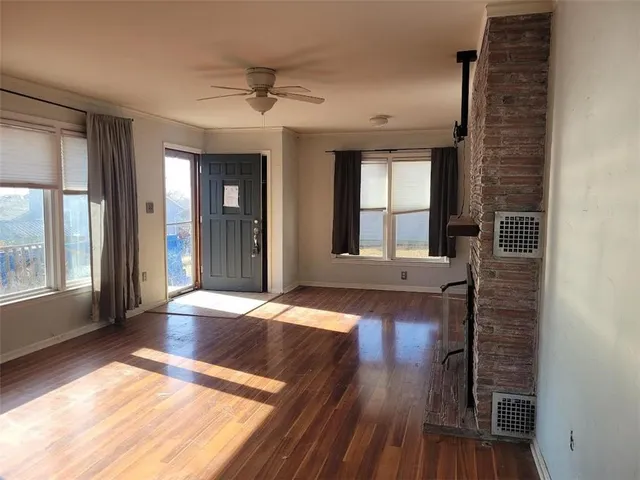 $175,000 | 700 Allcutt Avenue, Bonner Springs, KS 66012