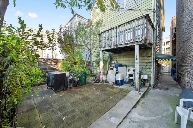 $700,000 | 2662 North Ashland Avenue, Chicago, IL 60614