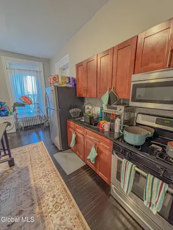 $799,900 | 81 Ten Broeck Street, Albany, NY 12210