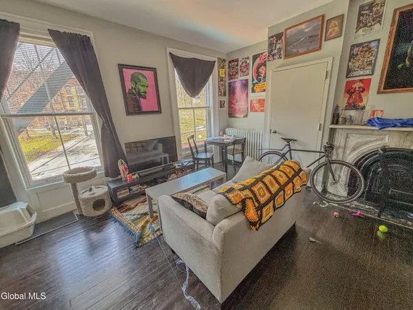 $799,900 | 81 Ten Broeck Street, Albany, NY 12210