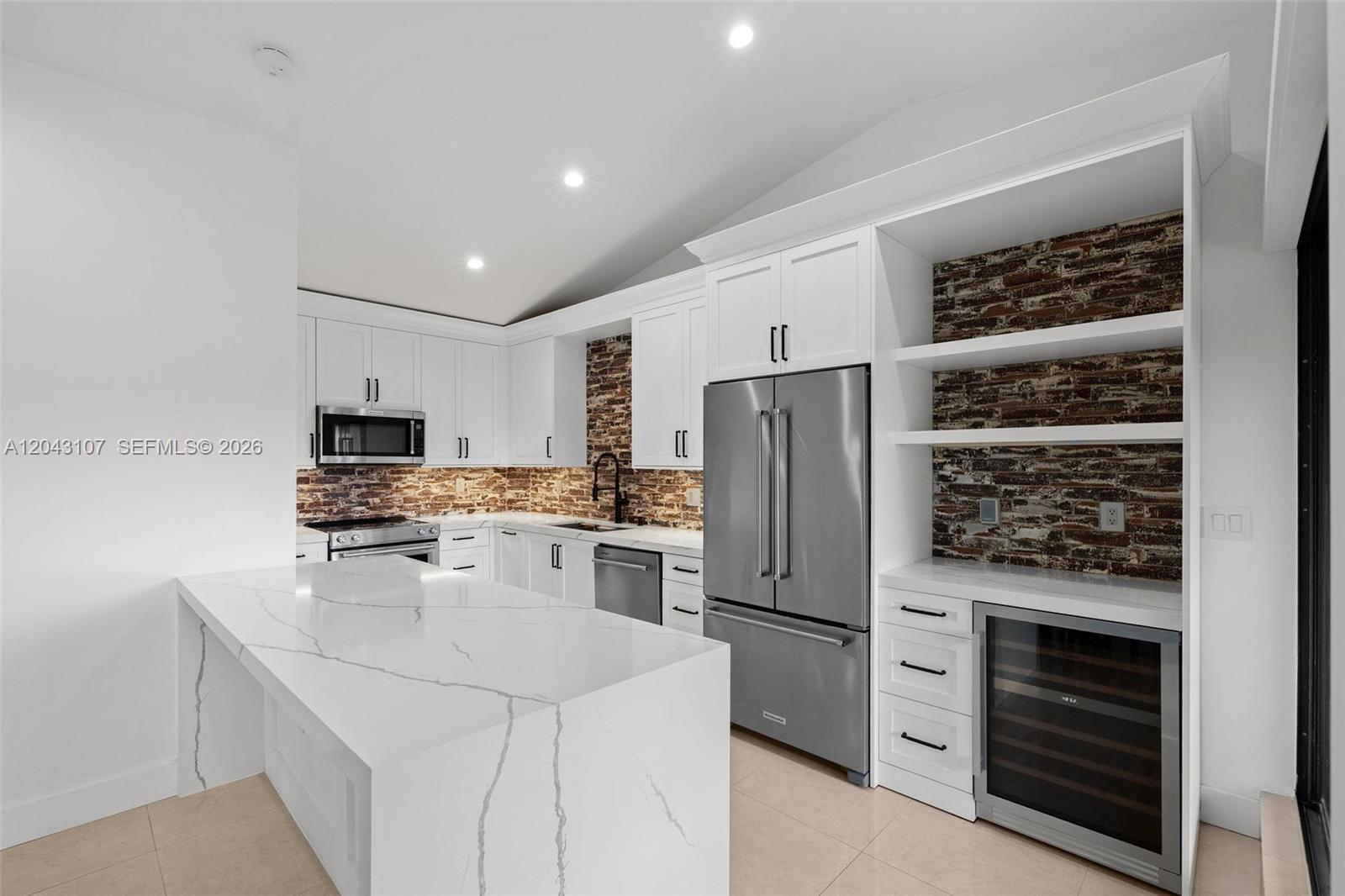 9001 Southwest 94th Street, Unit 201 Miami, FL 33176 - Photo 6 of 38