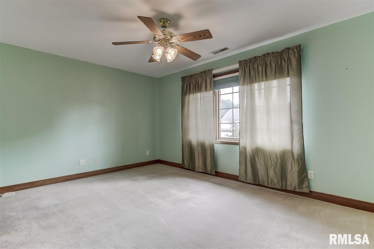 3905 Stone Bridge Road Springfield, IL 62711 - Photo 17 of 35
