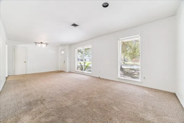 $2,090 | 5422 Spellman Road, Houston, TX 77096