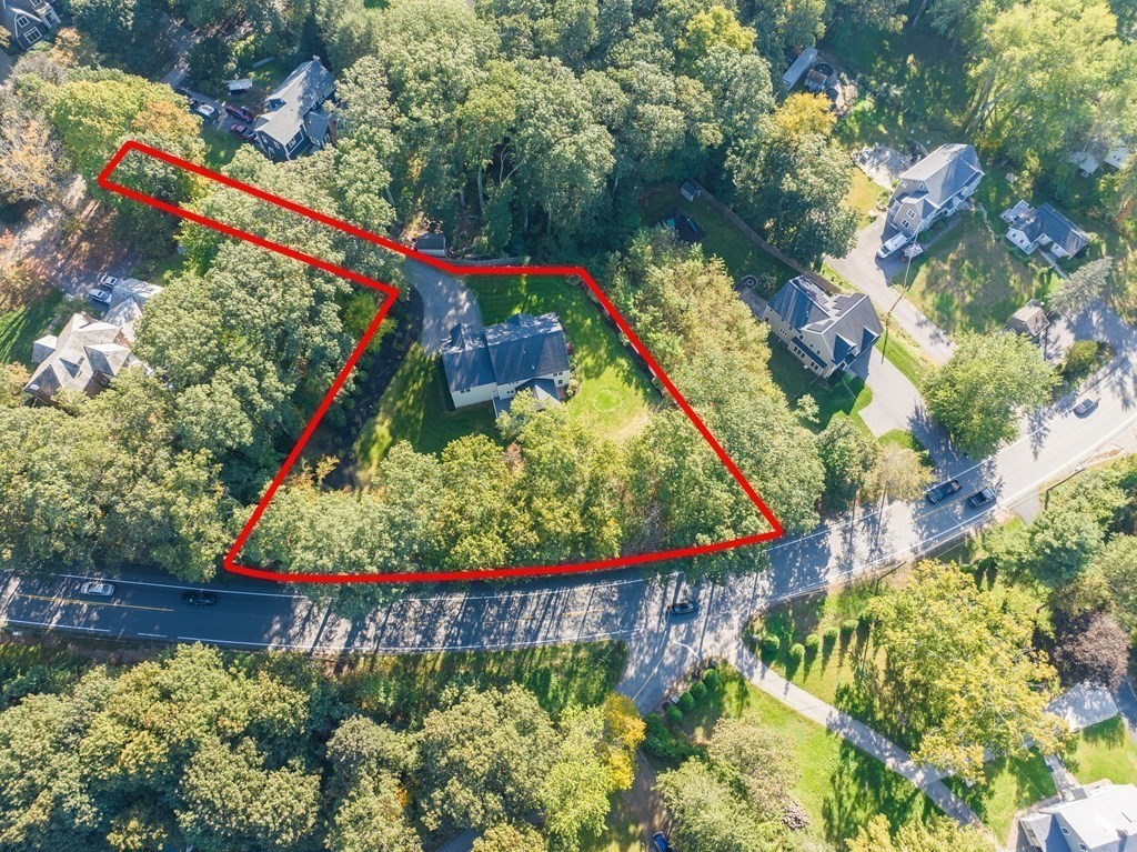 5 Bennett Road Wayland, MA 01778 - Photo 23 of 28 a view of a lot of flowers and flowers