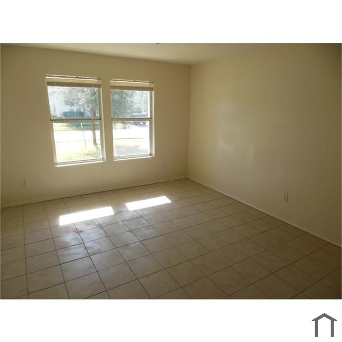 3211 Same Way Houston, TX 77339 - Photo 10 of 25
