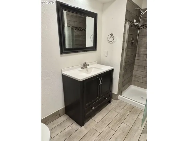 $698,000 | 15400 Southeast Barlow Court, Damascus, OR 97089