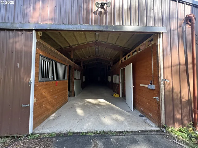 $698,000 | 15400 Southeast Barlow Court, Damascus, OR 97089