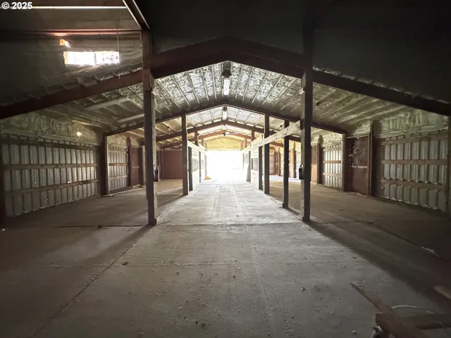 $698,000 | 15400 Southeast Barlow Court, Damascus, OR 97089