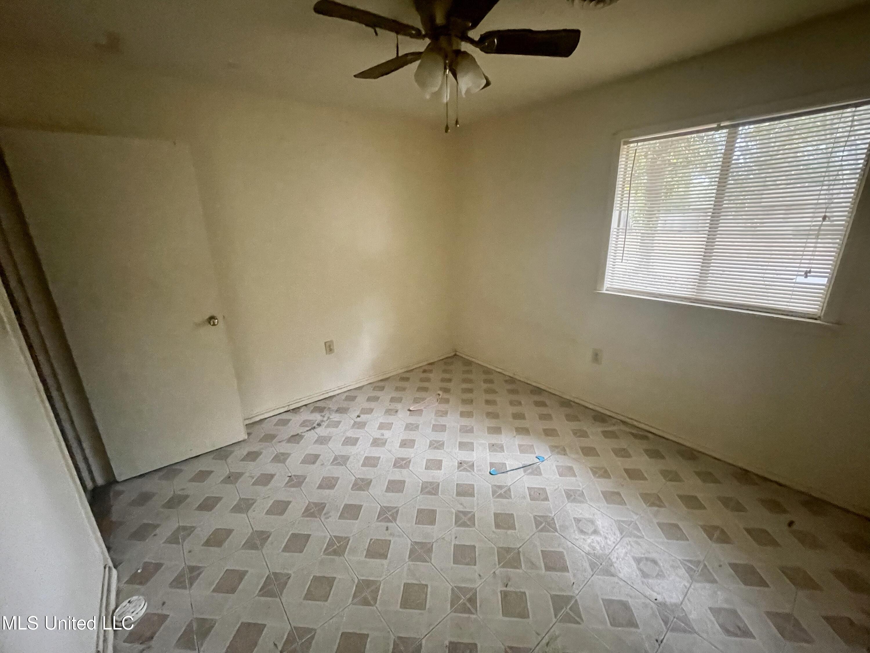 3306 Longwood Drive Jackson, MS 39212 - Photo 19 of 25 IMG_8304