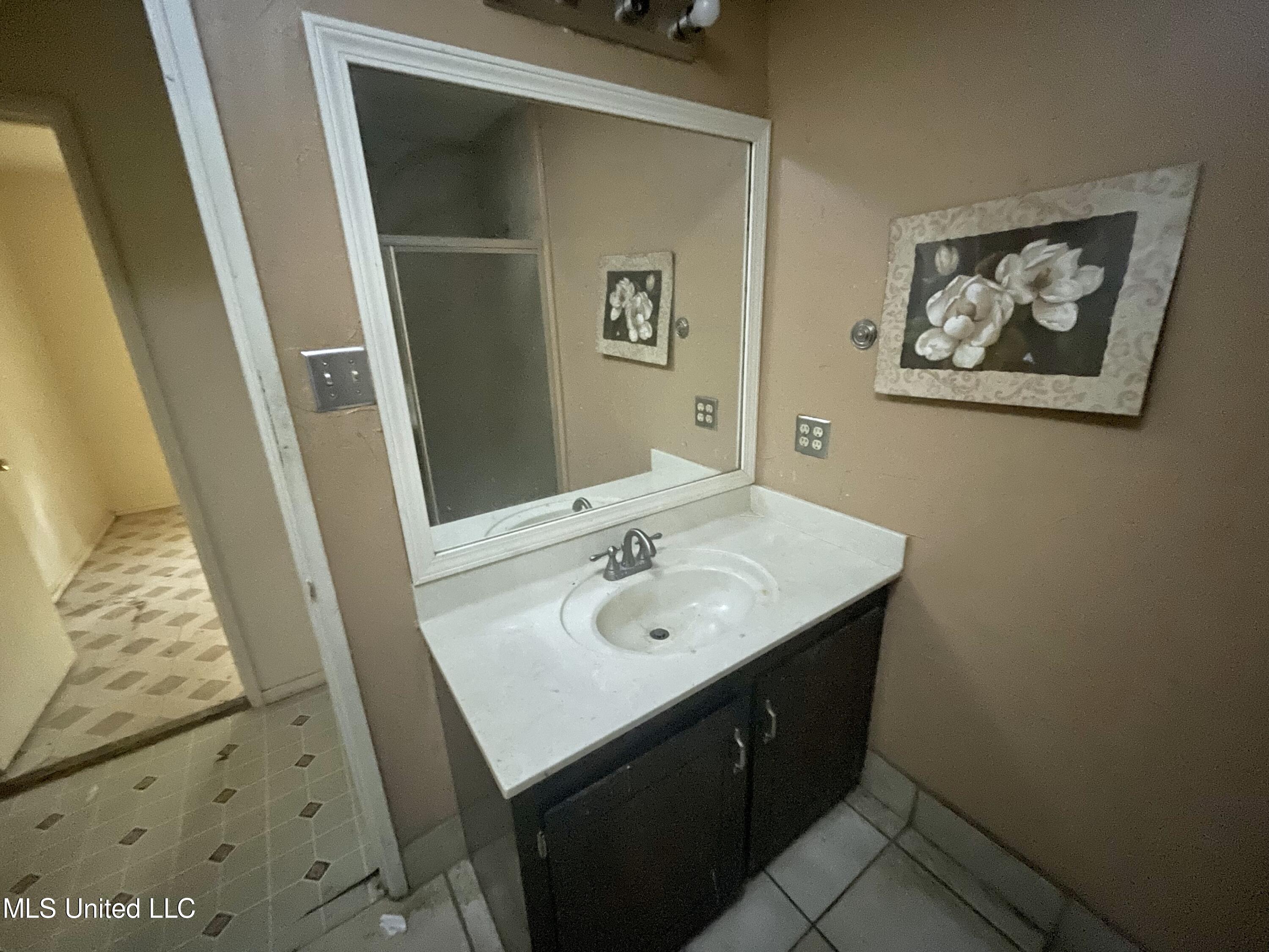 3306 Longwood Drive Jackson, MS 39212 - Photo 22 of 25 IMG_8306