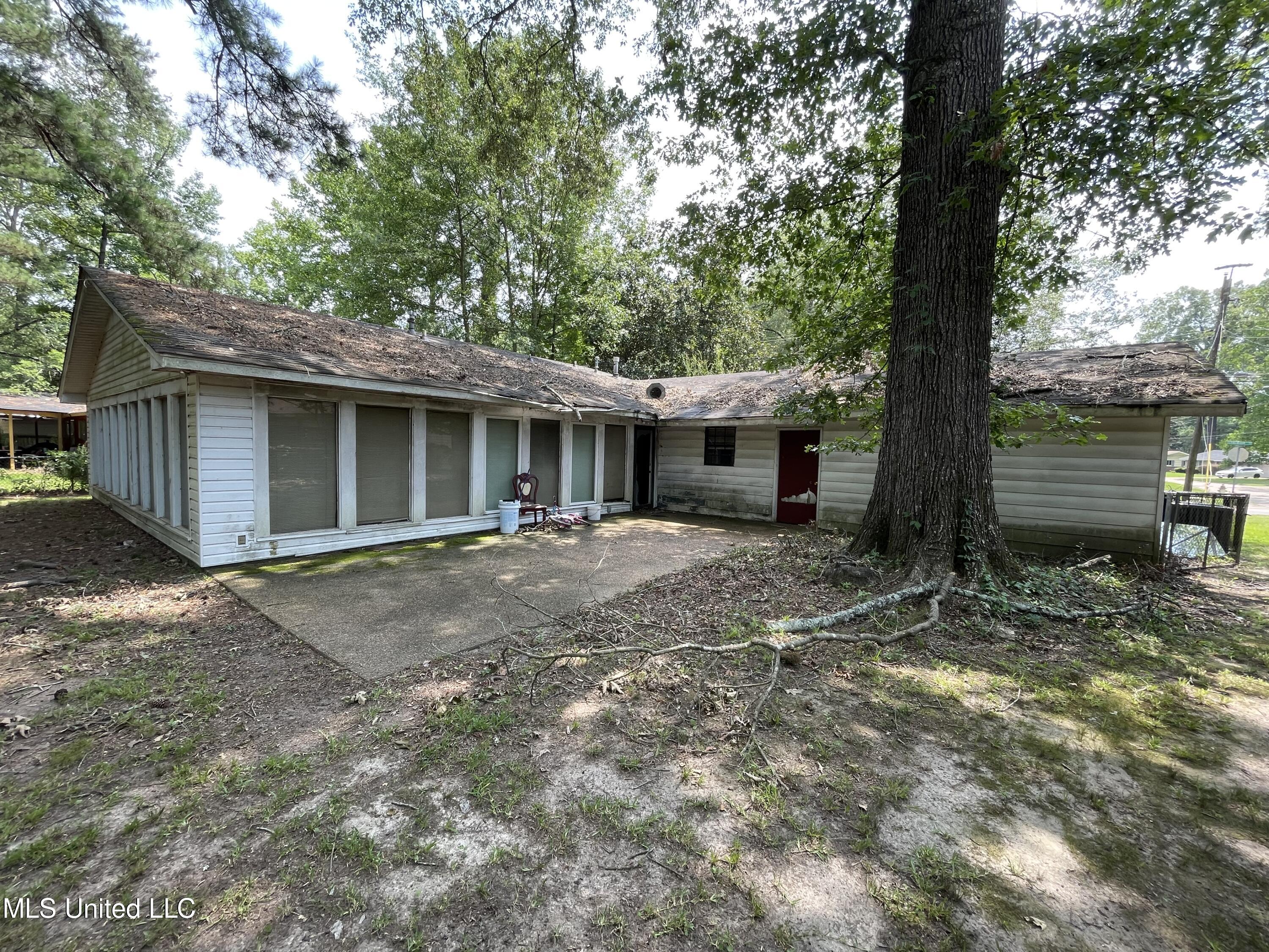 3306 Longwood Drive Jackson, MS 39212 - Photo 23 of 25 IMG_7782