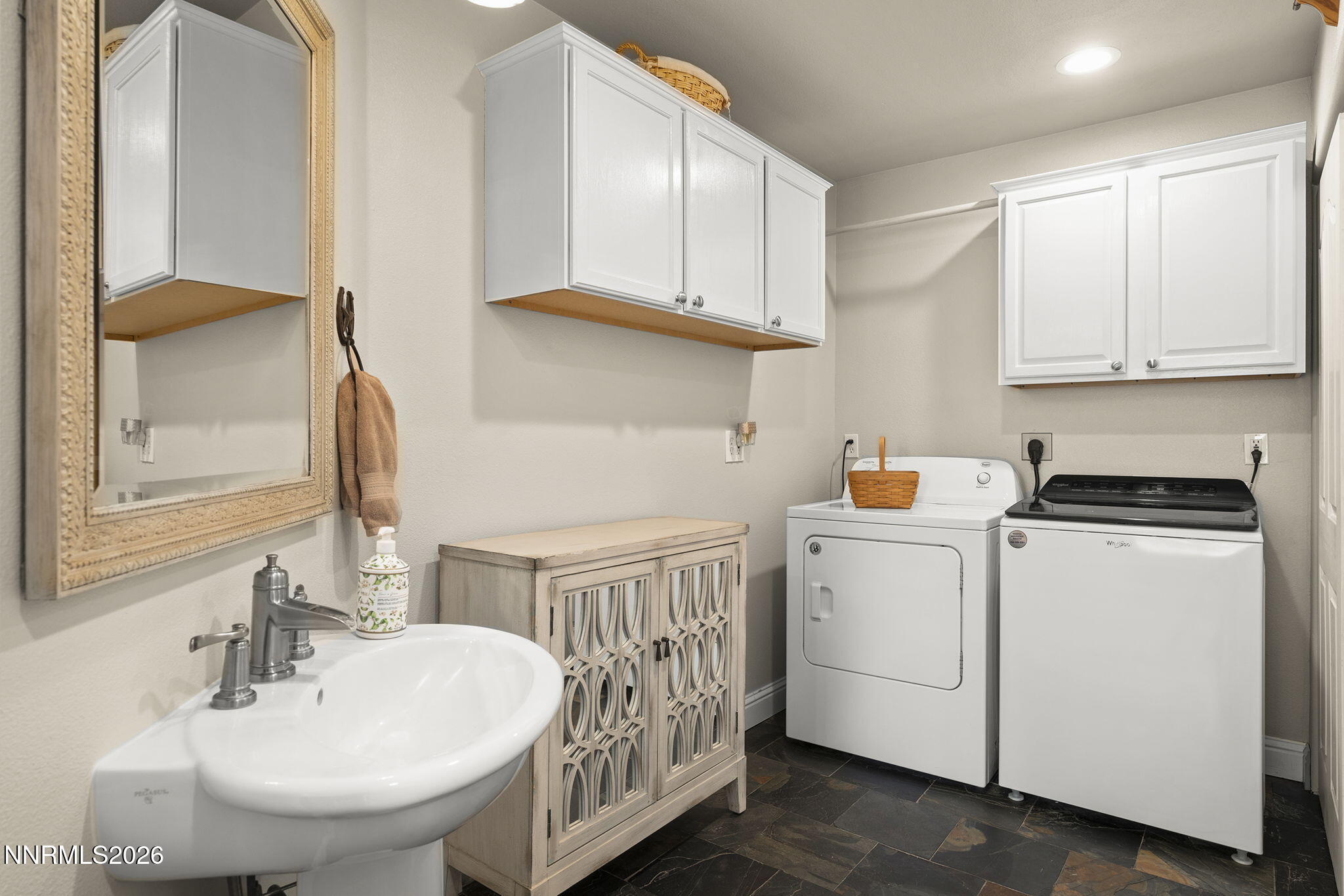 4800 Amy Road Reno, NV 89510 - Photo 33 of 77 37-web-or-mls-_DSC9523