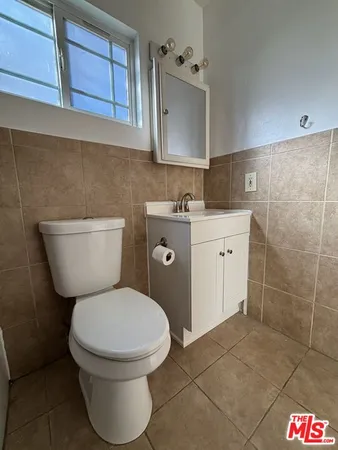 $2,600 | 1516 Talmadge Street, Unit UFU, Los Angeles, CA 90027