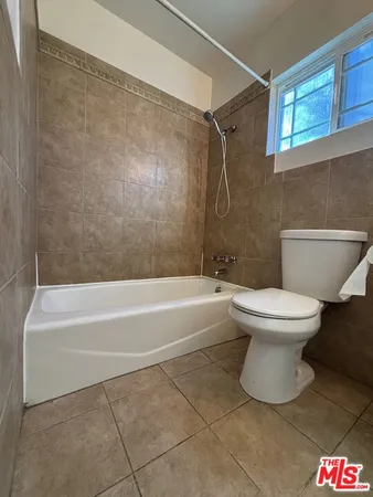 $2,600 | 1516 Talmadge Street, Unit UFU, Los Angeles, CA 90027