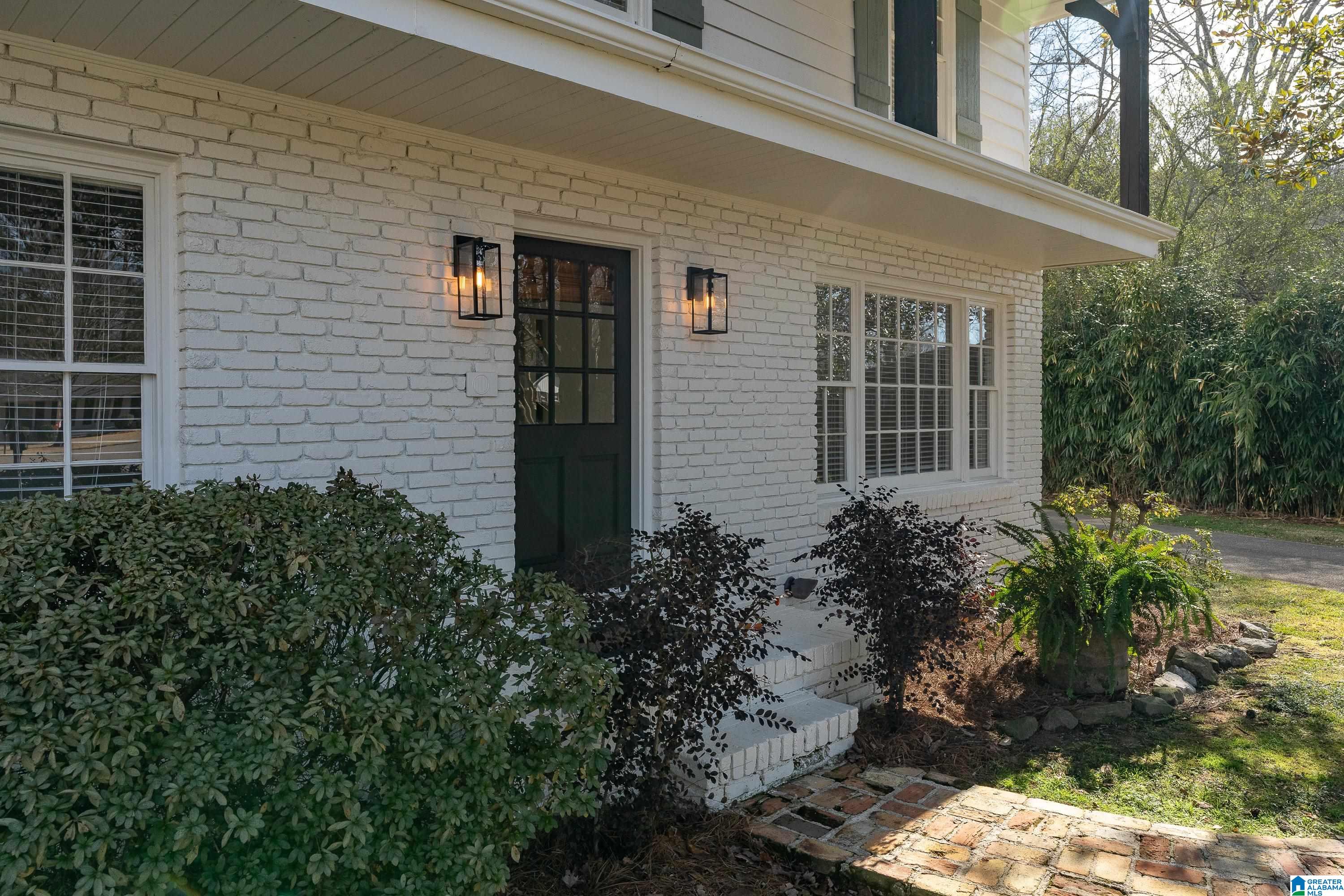 4409 MountainDale Road Birmingham, AL 35213 - Photo 4 of 34