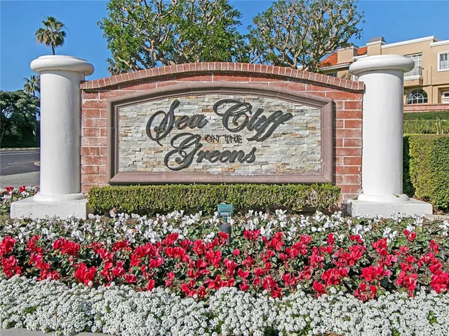 $4,800 | 6051 Shadowbrook Circle, Huntington Beach, CA 92648