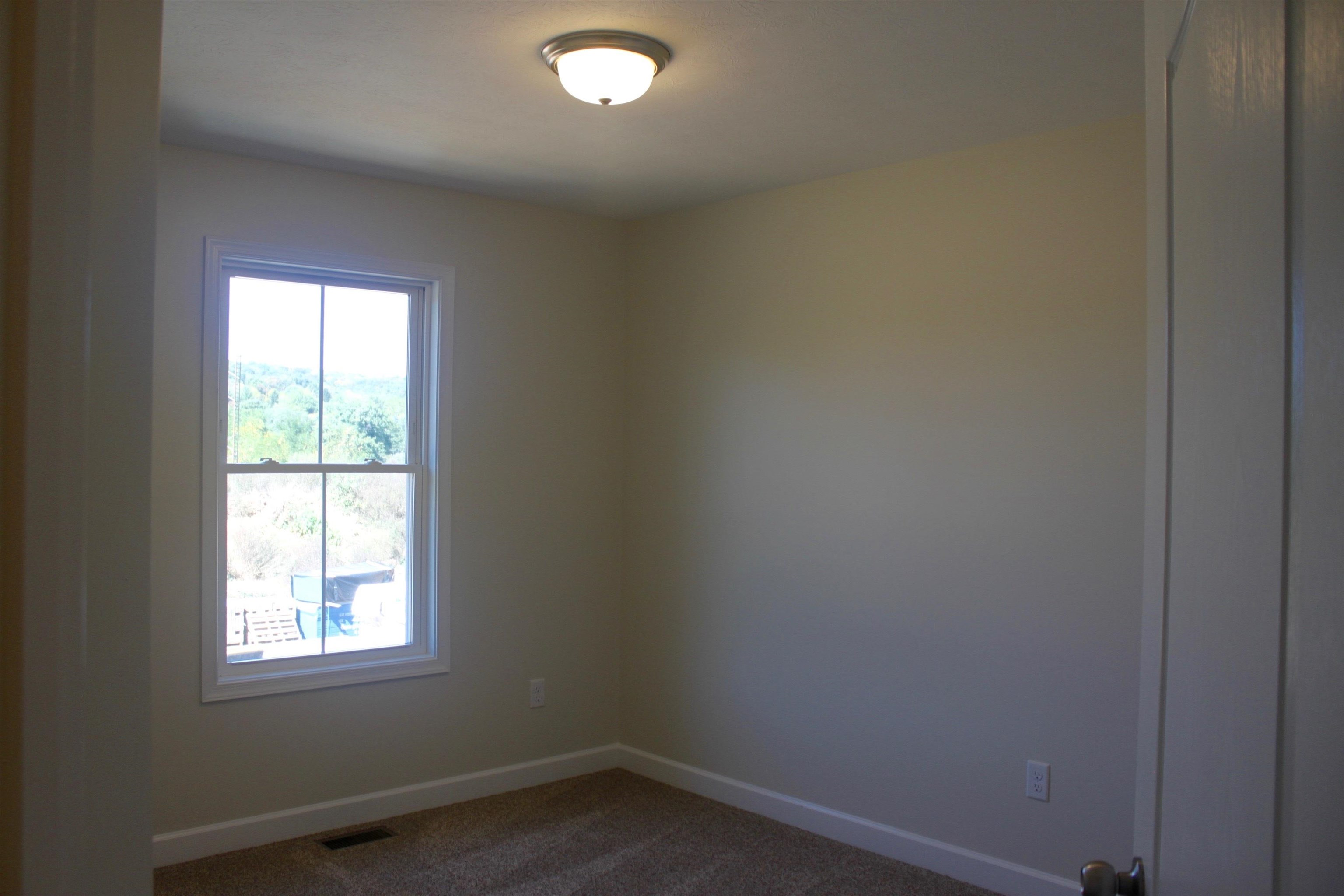 113 Cedar Point Lane Harrisonburg, VA 22802 - Photo 18 of 25 an empty room with a window