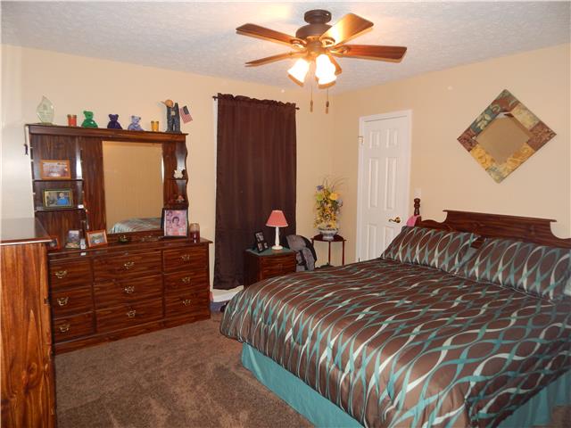 1246 Petty Road White Bluff, TN 37187 - Photo 5 of 18 Gallery Image 5