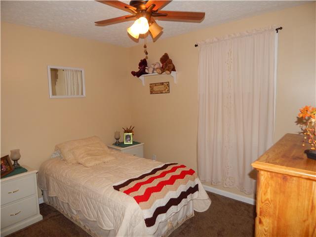 1246 Petty Road White Bluff, TN 37187 - Photo 6 of 18 Gallery Image 6