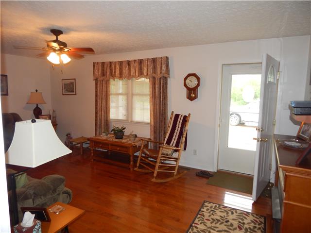 1246 Petty Road White Bluff, TN 37187 - Photo 8 of 18 Gallery Image 8