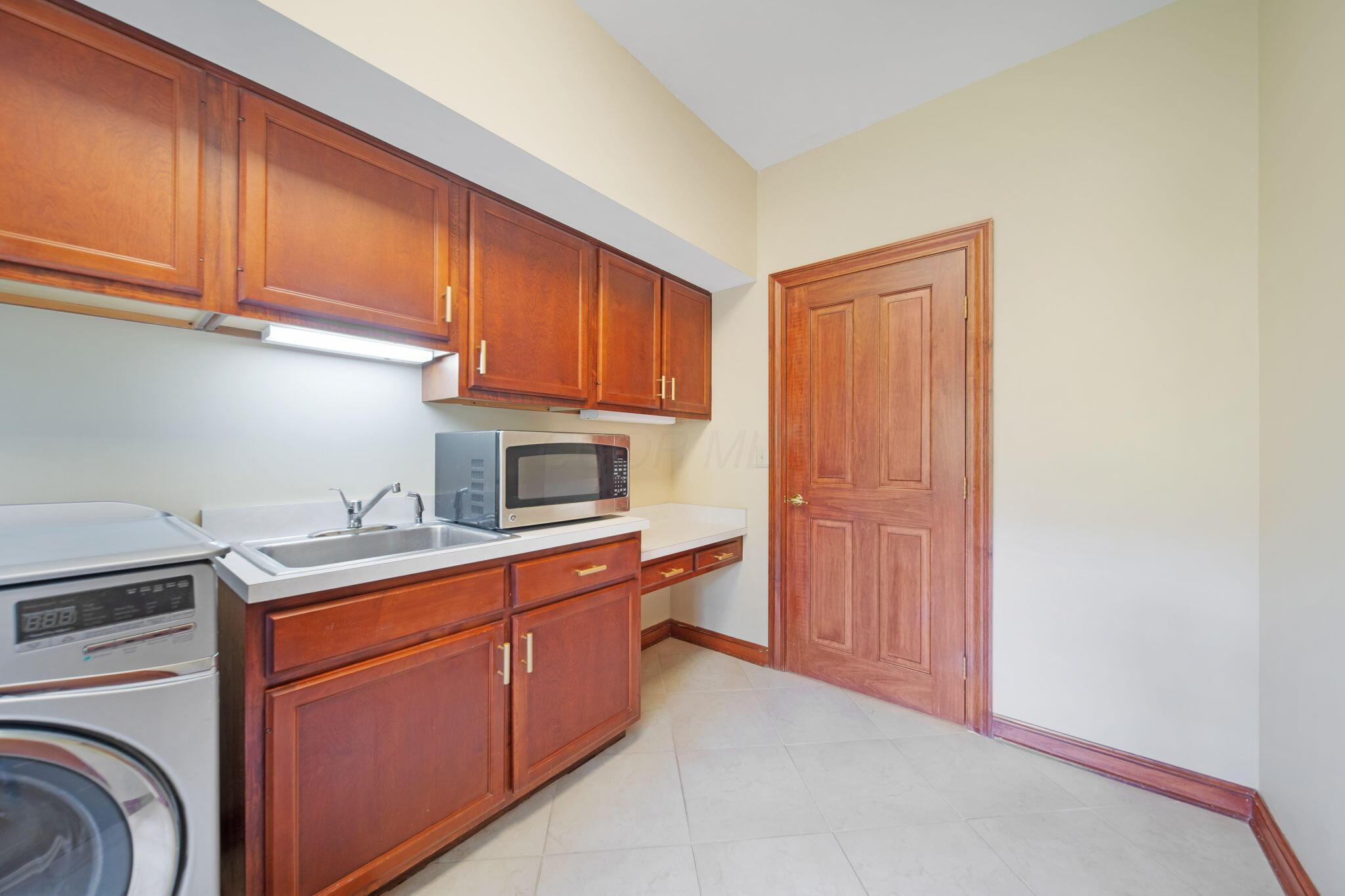 5569 Dublin Road Dublin, OH 43017 - Photo 56 of 75 FF Utility Room