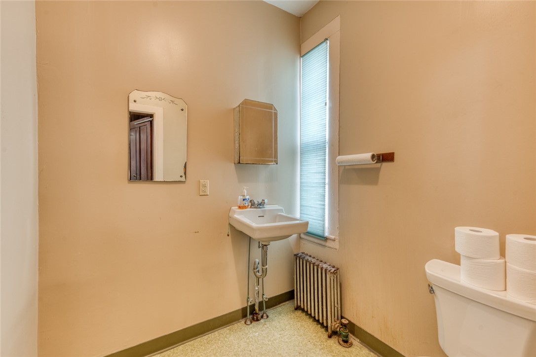 2 Elm Street Westerly, RI 02891 - Photo 20 of 50