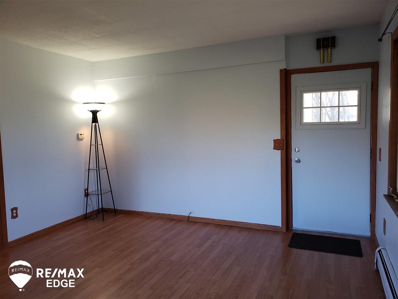 8464 East Coldwater Road Davison, MI 48423 - Photo 5 of 27