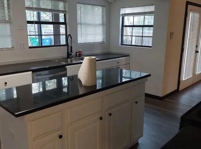 $2,300 | 7916 Copano Drive, Austin, TX 78749