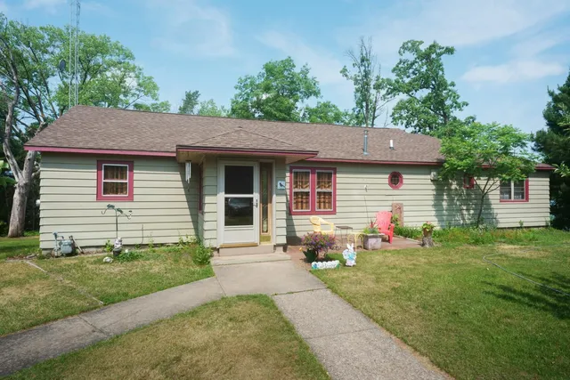 $550,000 | 3350 Bonnie Bay Court, Stevens Point, WI 54481