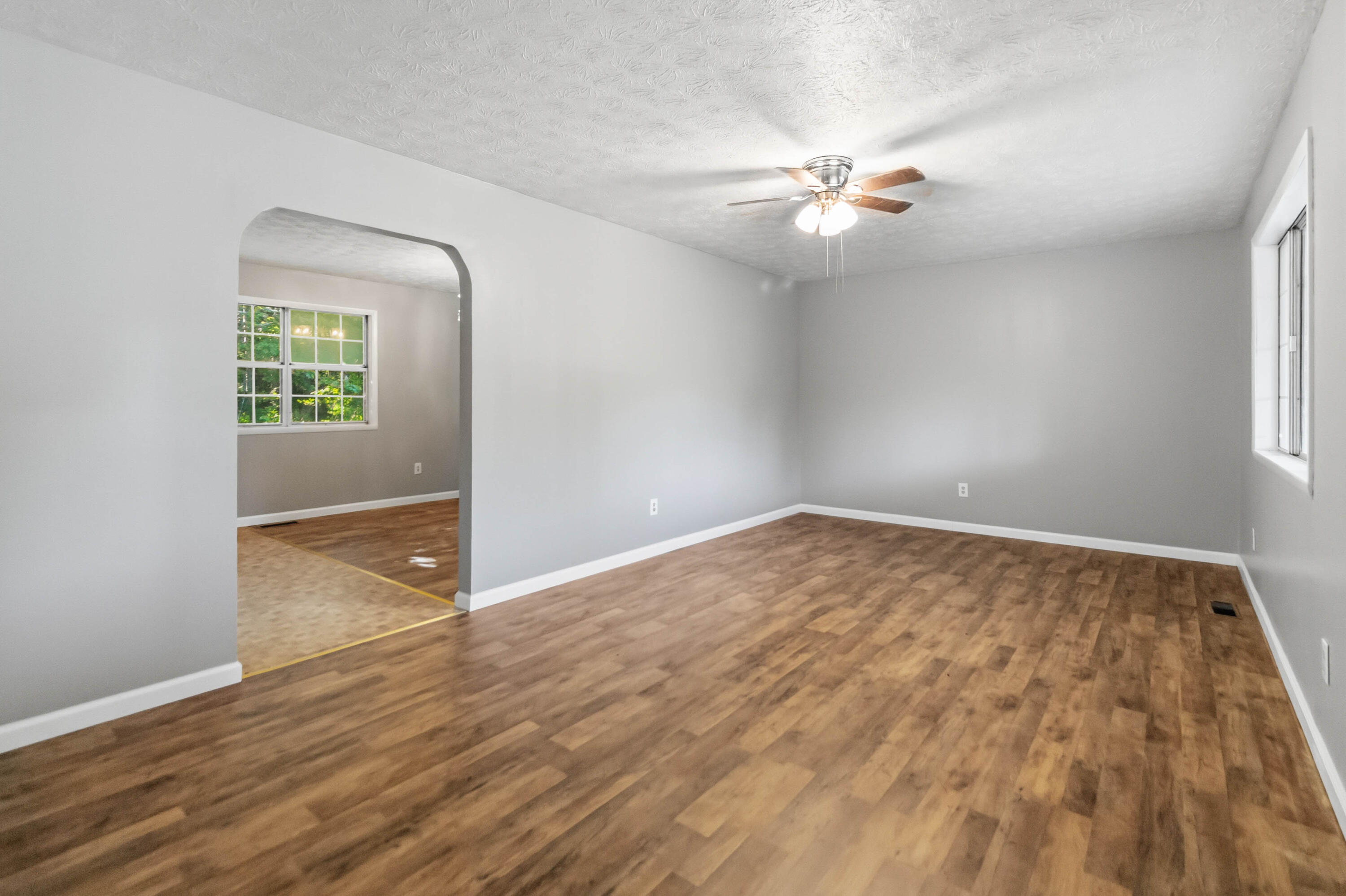 3572 Echo Valley Road Lily, KY 40740 - Photo 5 of 35 006