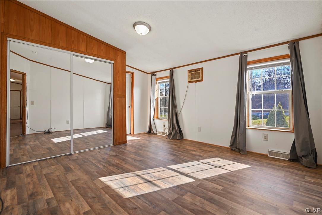 375 Kuhenbeaker Road Blakeslee, PA 18610 - Photo 22 of 37 Gallery Image 22
