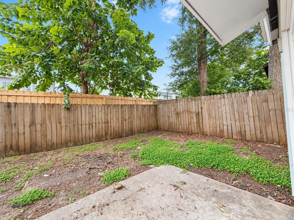 6207 Southwest 11th Place, Unit B Gainesville, FL 32607 - Photo 7 of 13 Gallery Image 7