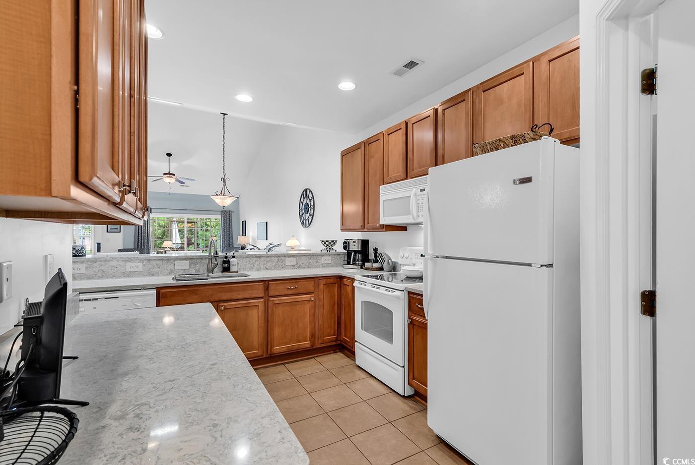 637 Botany Loop, Unit 637 Murrells Inlet, SC 29576 - Photo 5 of 40