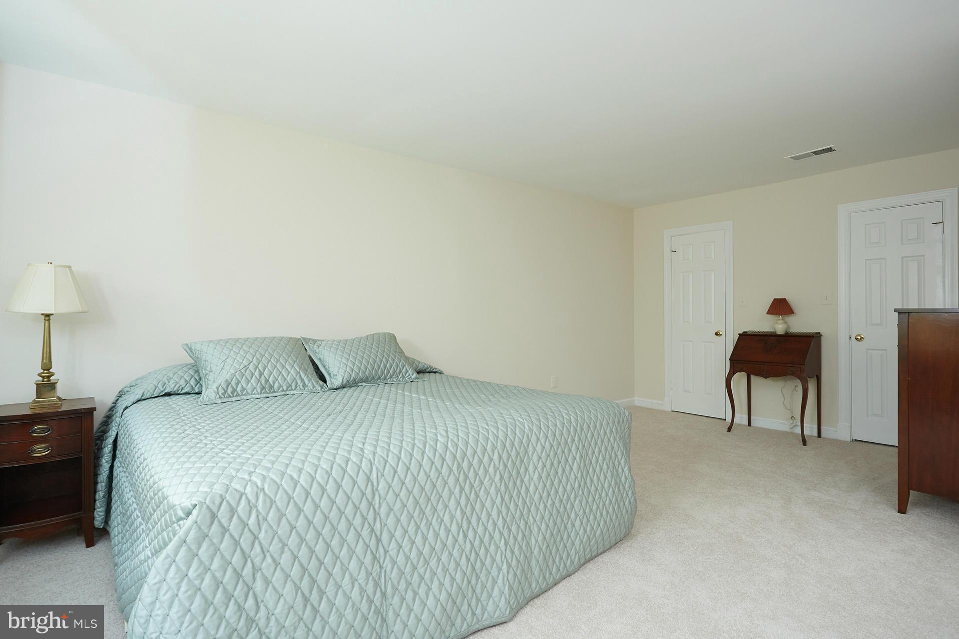 13632 Glenhurst Road North Potomac, MD 20878 - Photo 16 of 30 Bedroom (Master)