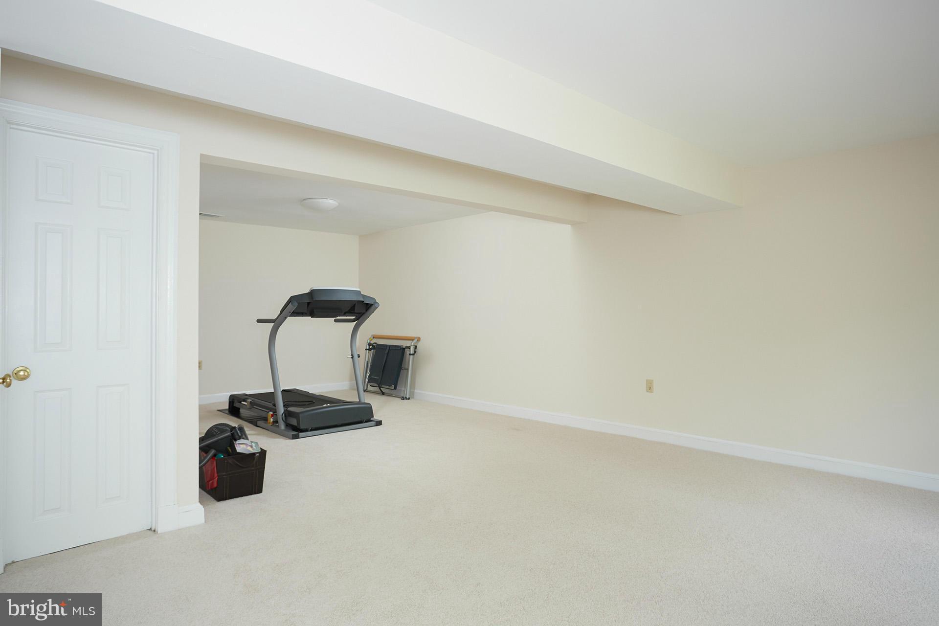 13632 Glenhurst Road North Potomac, MD 20878 - Photo 24 of 30 Basement