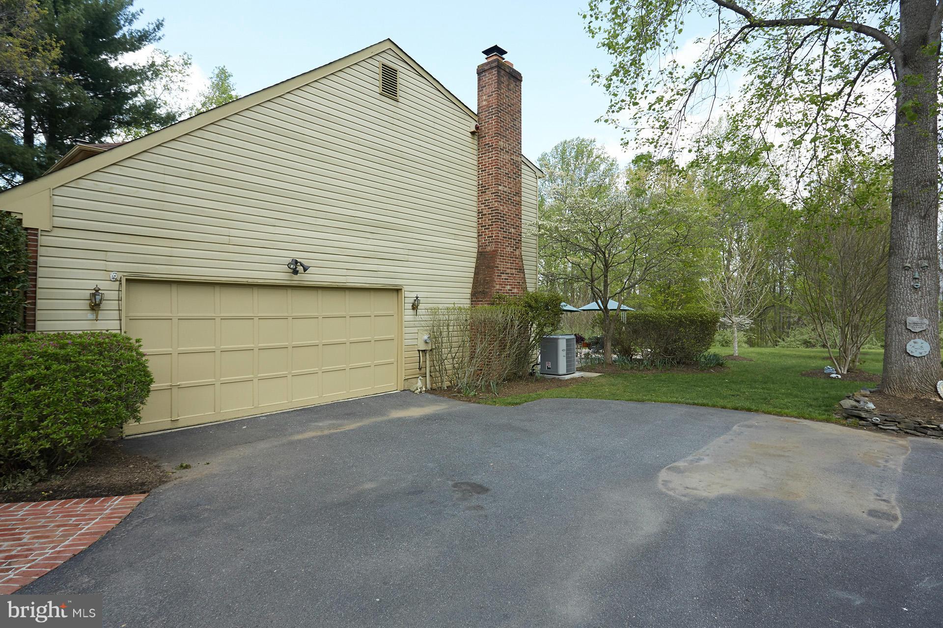 13632 Glenhurst Road North Potomac, MD 20878 - Photo 27 of 30 Exterior (General)