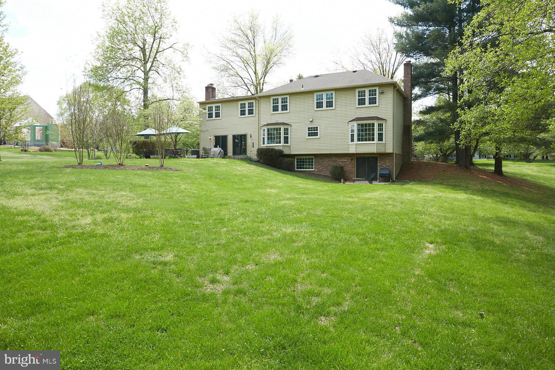 13632 Glenhurst Road North Potomac, MD 20878 - Photo 29 of 30 Exterior (Rear)