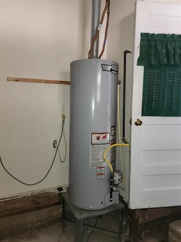 a house view with a outdoor space