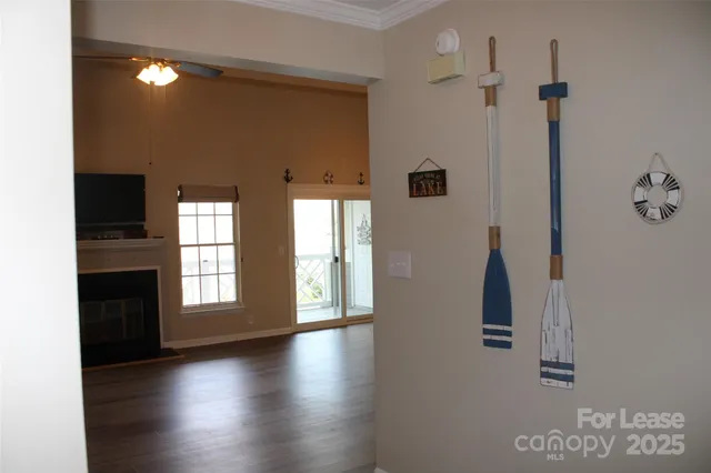 $1,800 | 19839 Henderson Road, Unit M, Cornelius, NC 28031